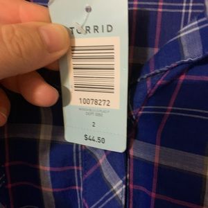 Size 2 torrid button up plaid tunic NWT
